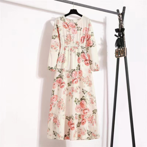 Floral chiffon long dress for women, spring outfit with long sleeves and round neck, base layer dress with waist-cinching for a slimming effect, full-length evening dress