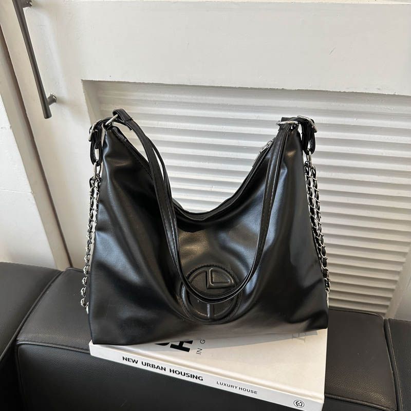 Bolso de mano de gran capacidad de alta calidad de la cadena de cuero suave nicho diseño mochila moda hombro bolsa de mensajero de la manera