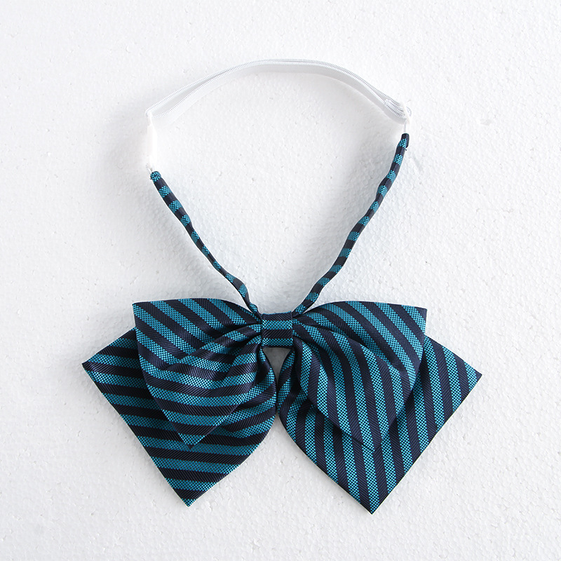 Striped double -layer collar flowers blue