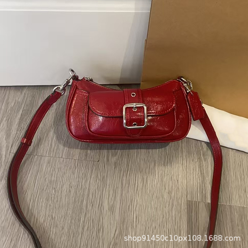 Coach New Women's Bag Ashton Retro Underarm Baguette Bag Handbag Wedding Bag Single Shoulder Crossbody Crescent Underarm Bag Trendy