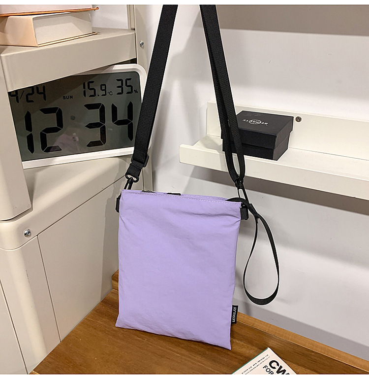 The 2025 summer new stylish, simple and individual small square bag is a trendy and casual single-shoulder crossbody bag for women undefined
