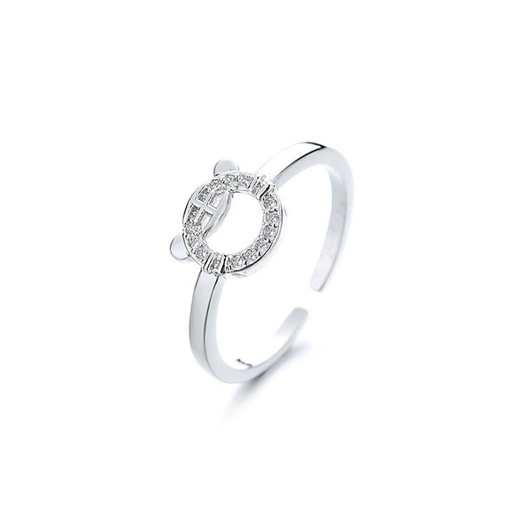 Floral Accent Ring, Small Elegant Design, Lightweight Decorative Accessory
