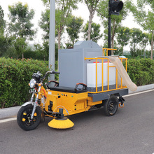 小型三轮车树叶收集车 园林小区物业干湿树叶收集车落叶收集粉碎