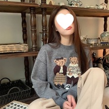 韩版可爱卡通小熊提花毛衣女秋季新款圆领套头长袖针织衫百搭上衣