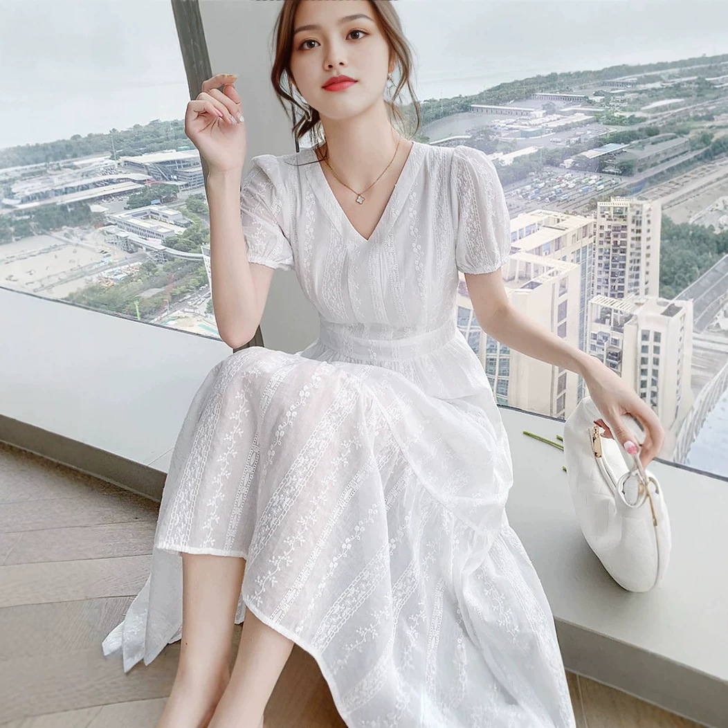 Váy maxi cổ chữ V thắt eo kiểu Pháp thanh lịch — trắng chi tiết 1