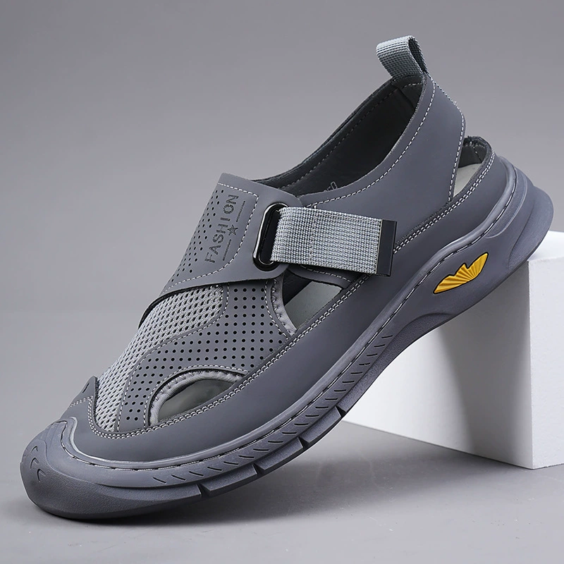 Мужские летние босоножки 2025 года, новая модель, дышащие, с мягкой подошвой, повседневные, с отверстиями, цельные.