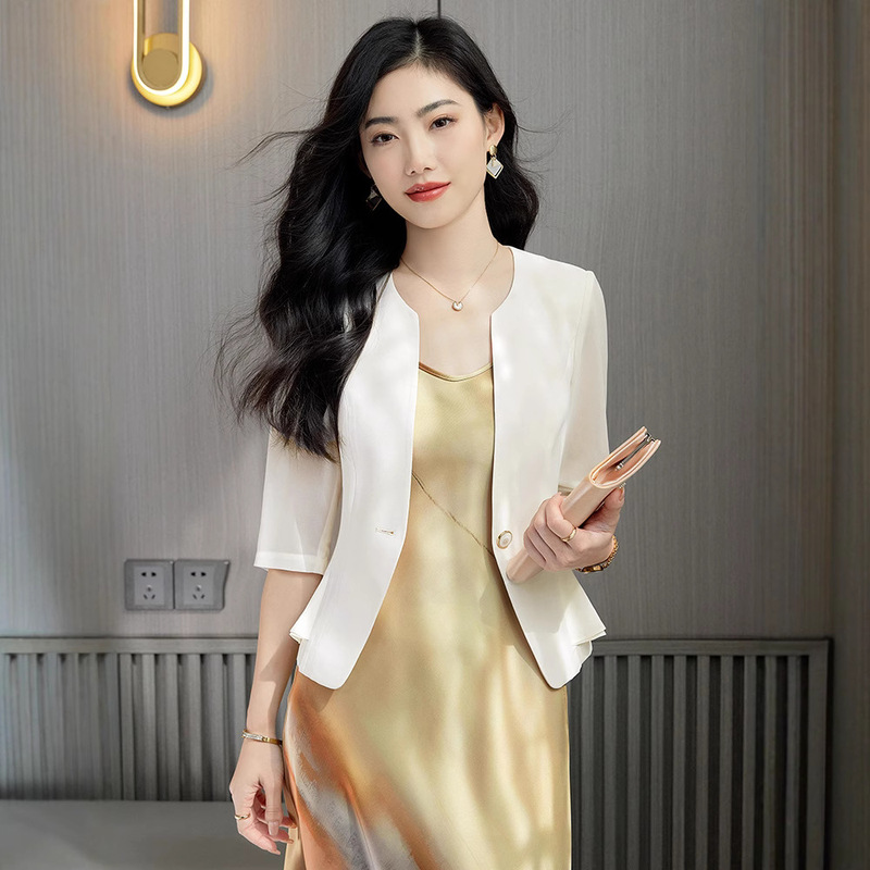 White Collarless Suit Short Jacket Women New 2025 Spring and Summer Green Ruffled Small Casual Suit White Collarless Suit Short Jacket Women New 2025 Spring and Summer Green Ruffled Small Casual Suit