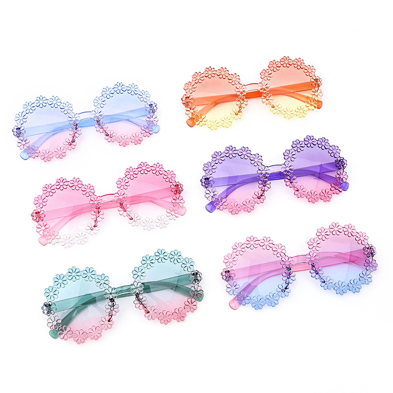 Niños de color gradiente gafas de sol lindas flores gafas de sol para niños, gafas de sol de moda para bebés Daisy en stock