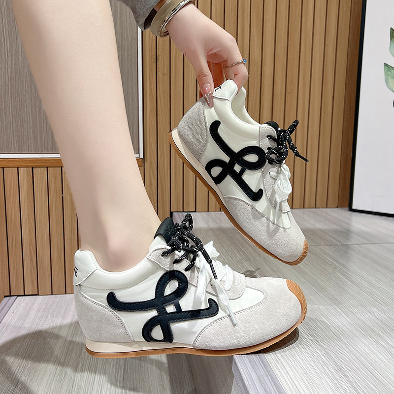 Genuine Leather Women's Height-Increasing 5.5cm Sports Casual Shoes, Flat Lace-Up Trendy Shoes, Same Style as Internet Celebrities, Slanted Shoes 5030