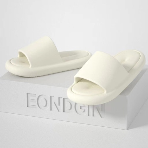 Slippers that feel like stepping on shit, women's summer outer wear, non-slip home, thick-soled couple's bathroom shower sandals, men's slippers