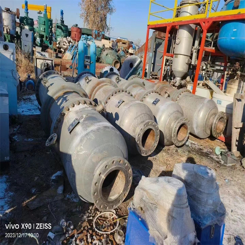 出售二手30平方不锈钢列管式冷凝器  工业搪瓷片冷换热器 回收