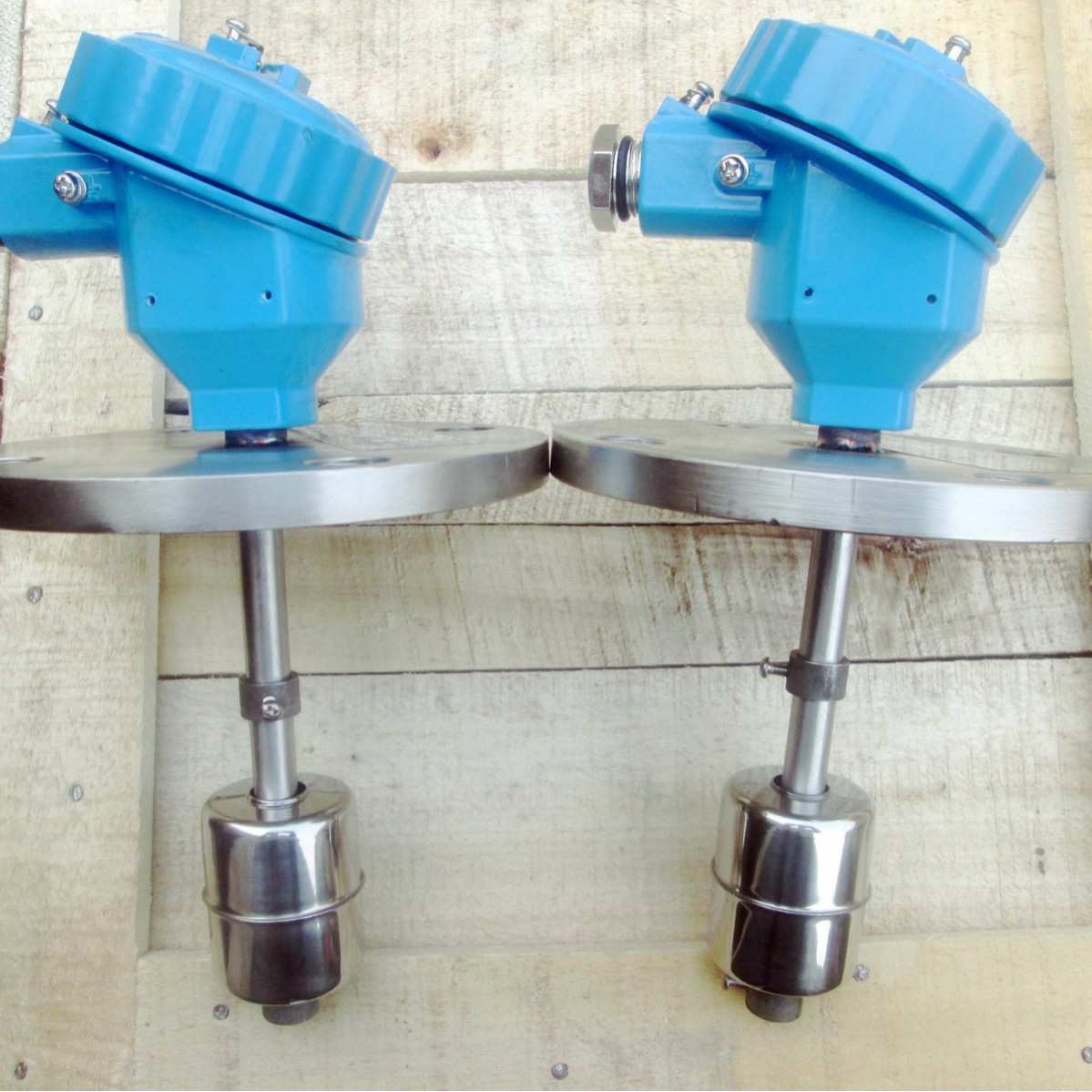 UQK-652-C-R船用浮球液位开关