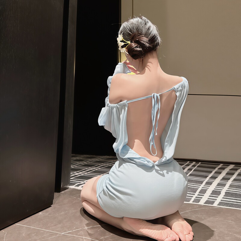 Sexy Lingerie with a Pure and Alluring Style, Backless, One-Shoulder, Long-Sleeved, Slimming, Waist-Cinching, Light Blue, Hot Girl Style, Off-Shoulder Short Dress, Bodycon Dress
