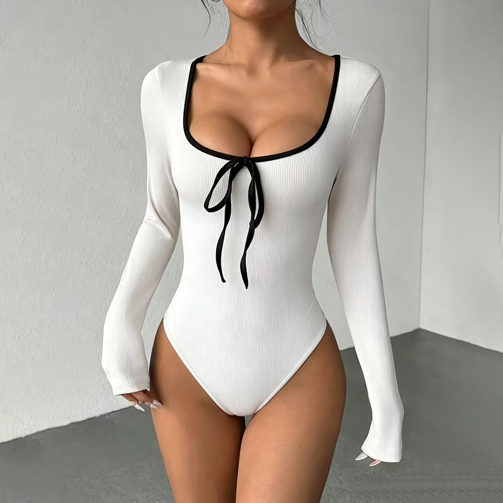 Cross-border 2026 nueva ropa de mujer europea y americana de color sólido sexy correa baja de pecho de manga larga delgada chica caliente super corta camiseta mujer