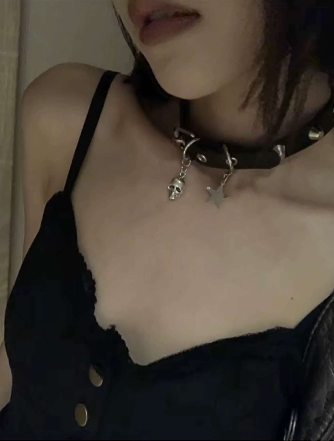 Girocollo con pentagramma e teschio stile dark punk y2k accessorio_voghion.com