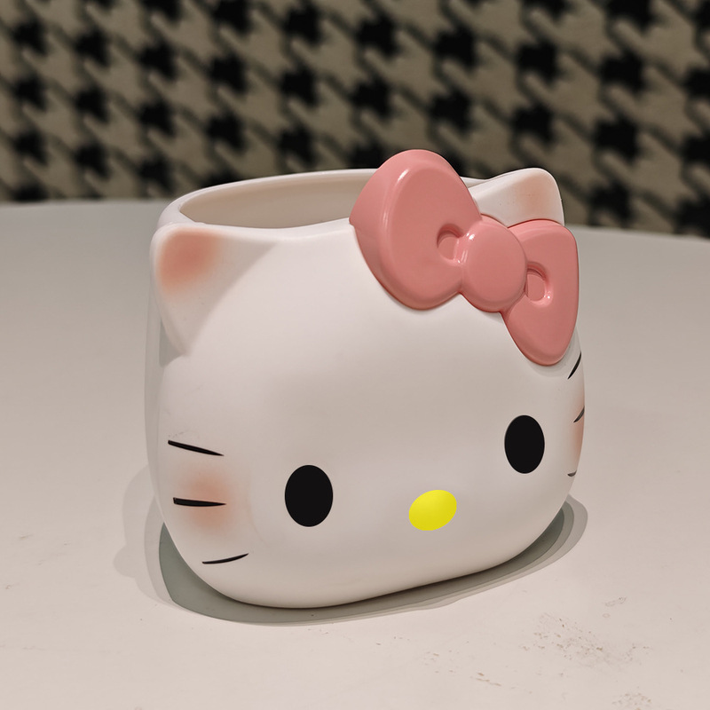 卡通KT猫HelloKitty高颜值化妆刷收纳筒桌面笔筒装饰摆件礼物批发|undefined