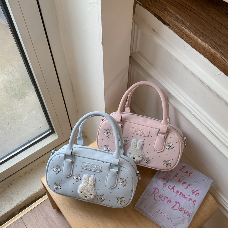 Dolce flor pequeña bolsa de Boston para mujeres 2026 nuevo bolso de mochila portátil bolso de almohada diario bolso de viaje de moda