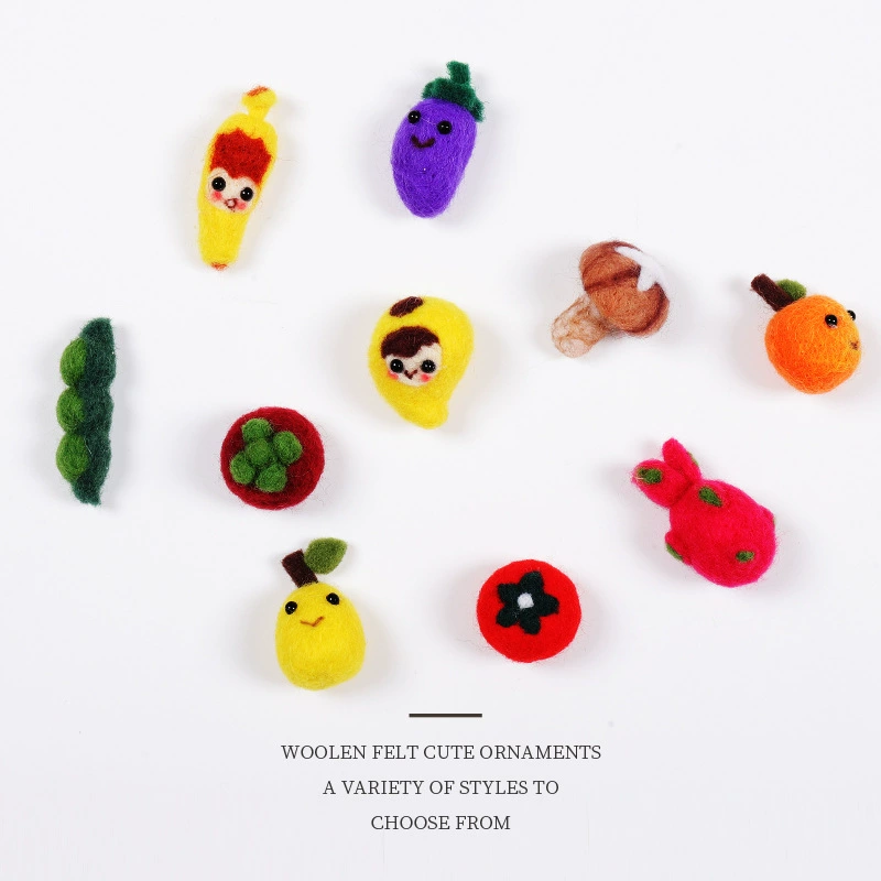 Wool felt, cartoon brooch