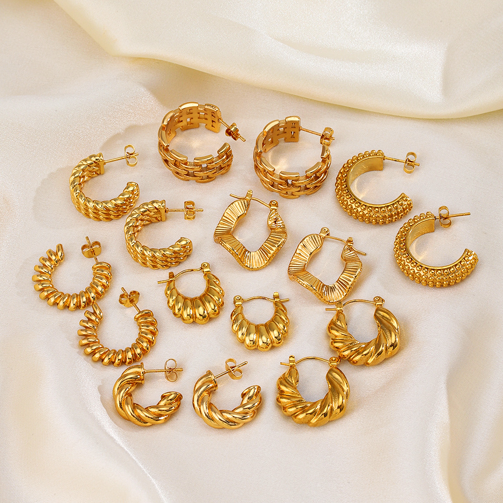 8g Weight PVD Coated Gold Plating Process PVD Coated 18K Gold Plated C Shape 304 Stainless Steel Retro Simple Style Waterproof Non Tarnish Ear Studs