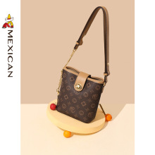 �����˰���Ů210035ֱ���� б����r�Џ͹�ˮͰ���μ��