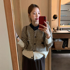 KITTIN 2025秋冬韩系温柔风毛绒感条纹撞色减龄长袖针织衫女G1809