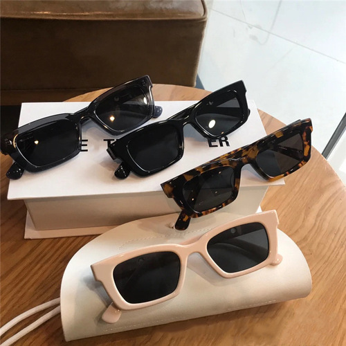 Internet celebrity style sunglasses for women, 2025 new design, European and American high-end look, small frame, Korean style fashionable cat-eye glasses