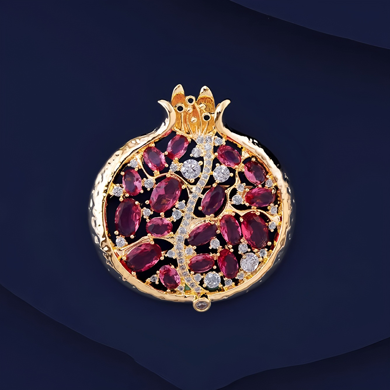 Multiple Blessings High-end Women Creative Red Pomegranate Brooch Niche Design Sense Pin Fashion Suit Accessories_voghion.com