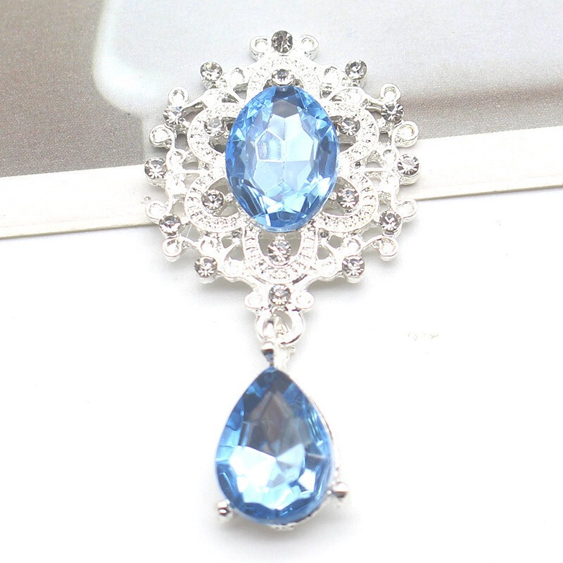 国境を越えて人気のある45*25mm合金のドリルブローチアクセサリーの花盤ドリル水滴ペンダント|undefined