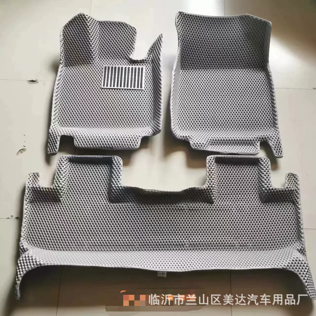 批发汽车脚垫地垫EVA脚垫加厚专用汽车脚垫加工定 制各种车型脚垫