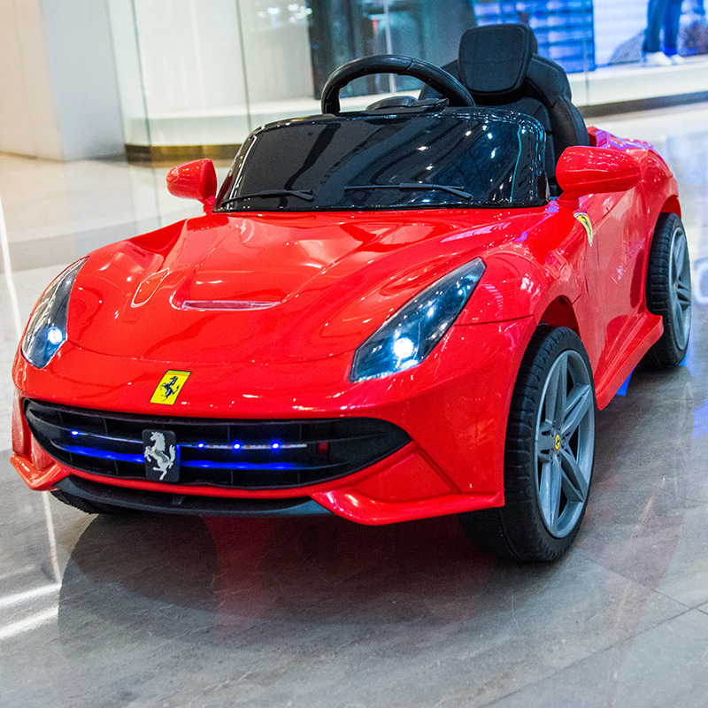 vehículo eléctrico transfronterizo para niños de cuatro ruedas de dos tracciones, coche de juguete de control remoto para hombres y mujeres, sonido Bluetooth