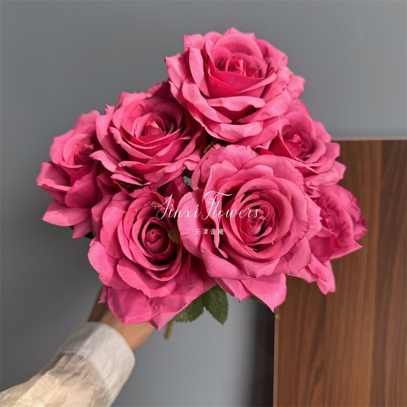 Diamante de 9 cabeças rosa-rosa vermelha