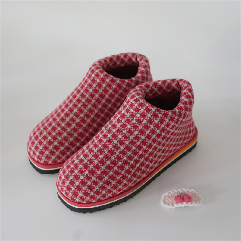 16 번 빨간색과 흰색 격자 무늬