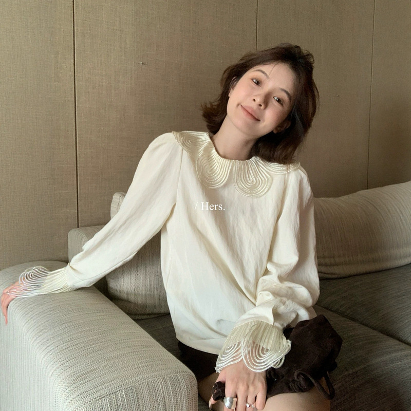 Hers sweet early autumn Korean-style simple casual loose slimming lace doll collar long-sleeve blouse 66822 Hers sweet early autumn Korean-style simple casual loose slimming lace doll collar long-sleeve blouse 66822