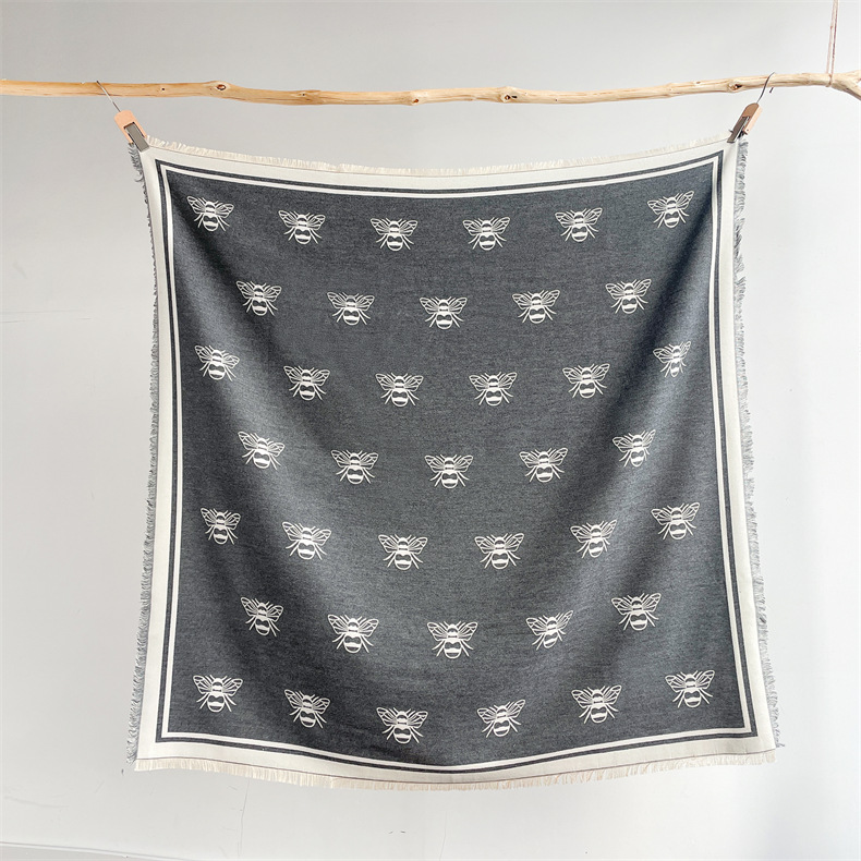 Herbst und winter neue temperament biene großen quadratischen schal urlaub stil kaschmir warmen schal schal_voghion.com