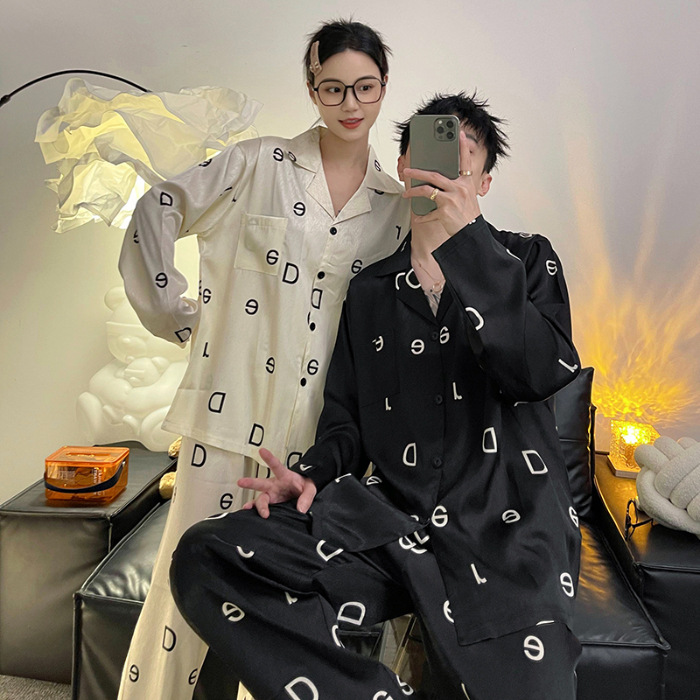 Pareja pijamas de mujer primavera y otoño seda de hielo manga larga hombres delgados Jacquard más tamaño traje de desgaste de seda real
