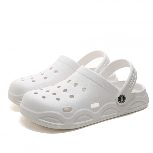 2026 Autumn/Winter New Arrival: European and American-Style Summer Black and White Cutout Shoes—A Cool and Affordable Choice