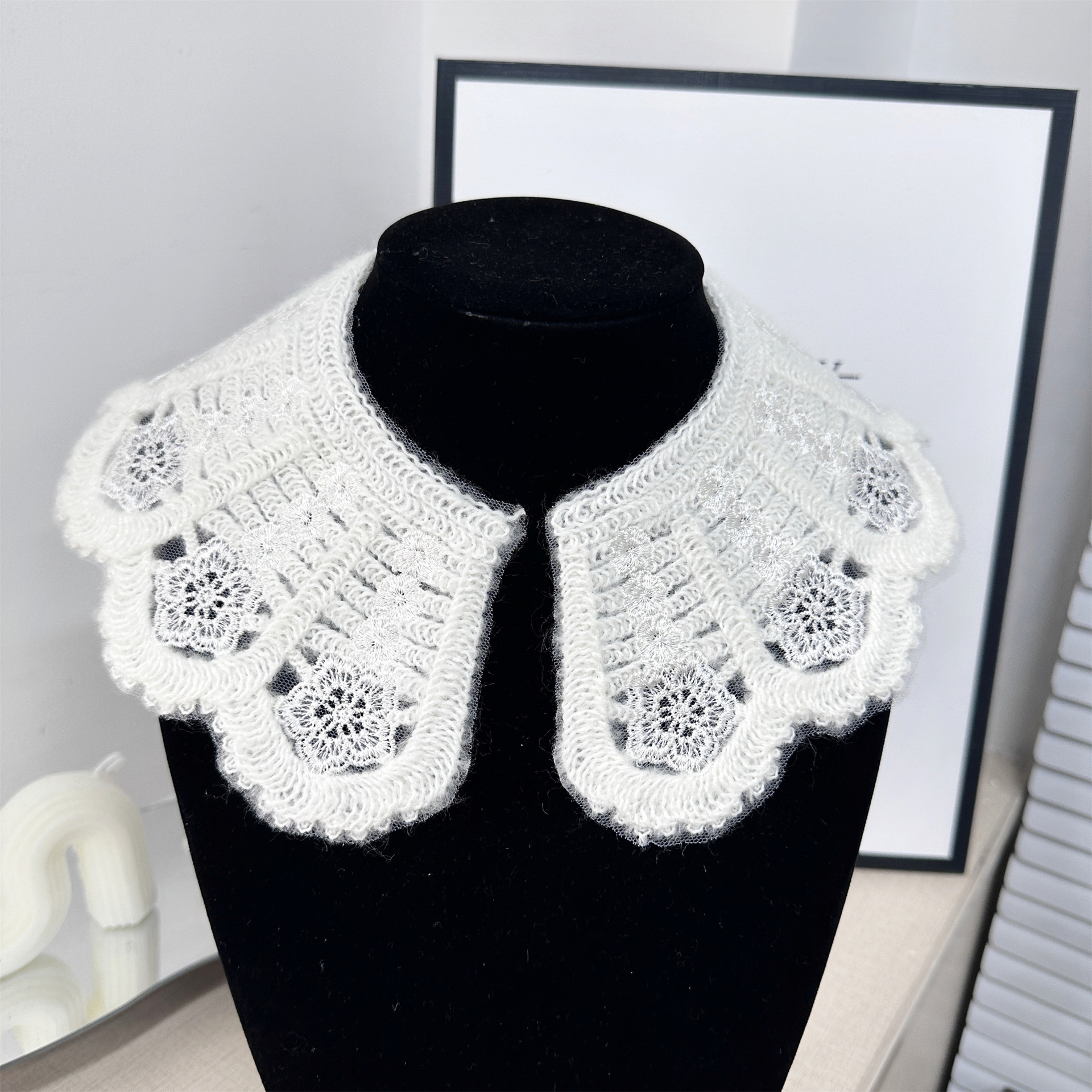 Encaje bordado collar flor pastoral estilo perla hebilla falso ropa a juego falda camisa accesorios decorativos en stock