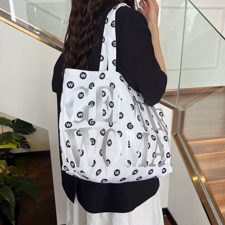 Shopping bag, capacious handheld shoulder bag