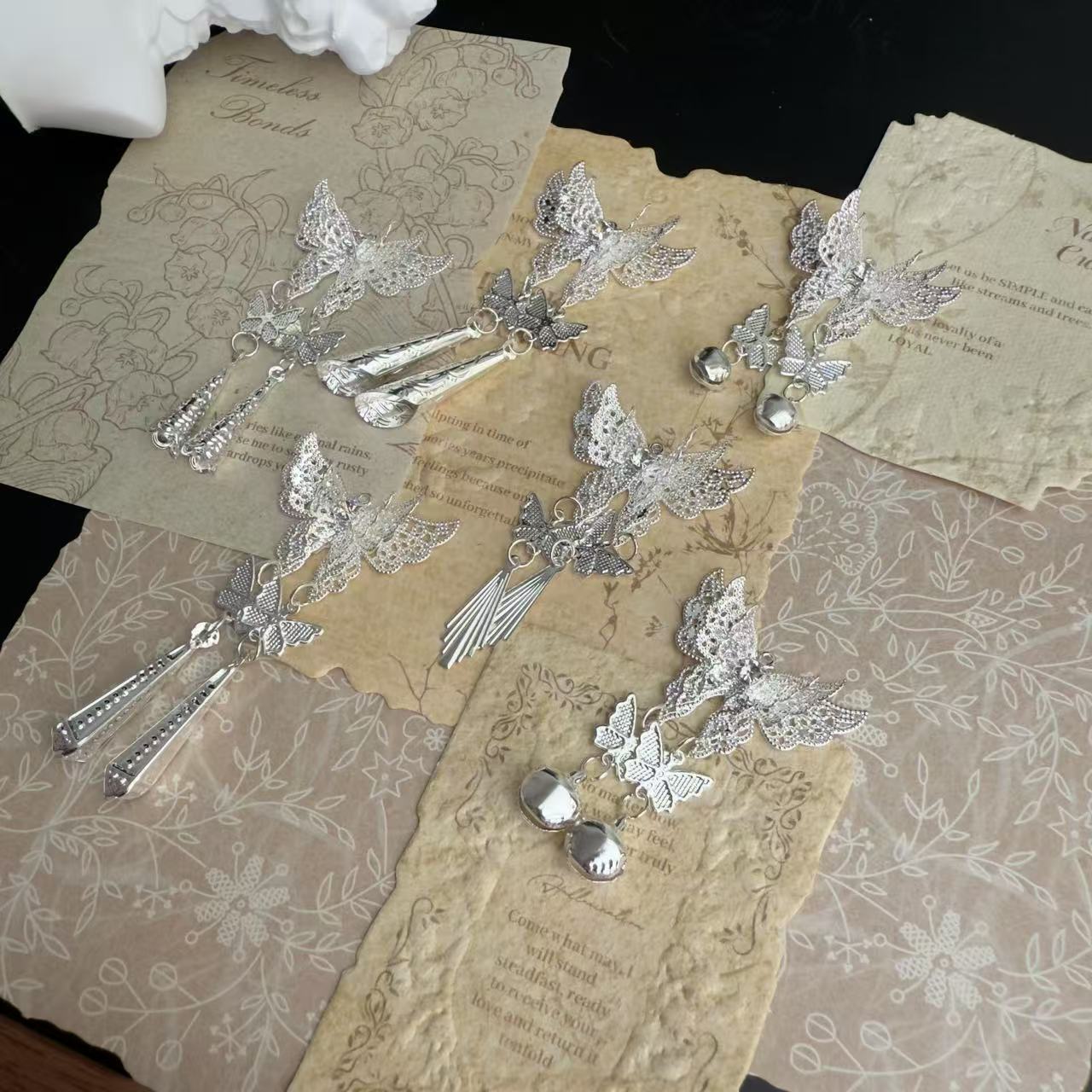 diy流苏头饰耳饰少数民族吊片苗族银饰新款装饰品服装项圈蝴蝶片