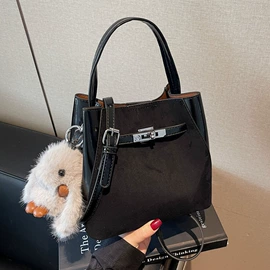 女士斜挎包;女士单肩包;女士双肩包