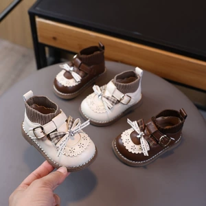 Весенне-осенняя обувь принцессы для маленьких девочек 1-2-3 лет, для младенцев и малышей, нескользящая обувь на мягкой подошве, кожаные сапоги для девочек 0