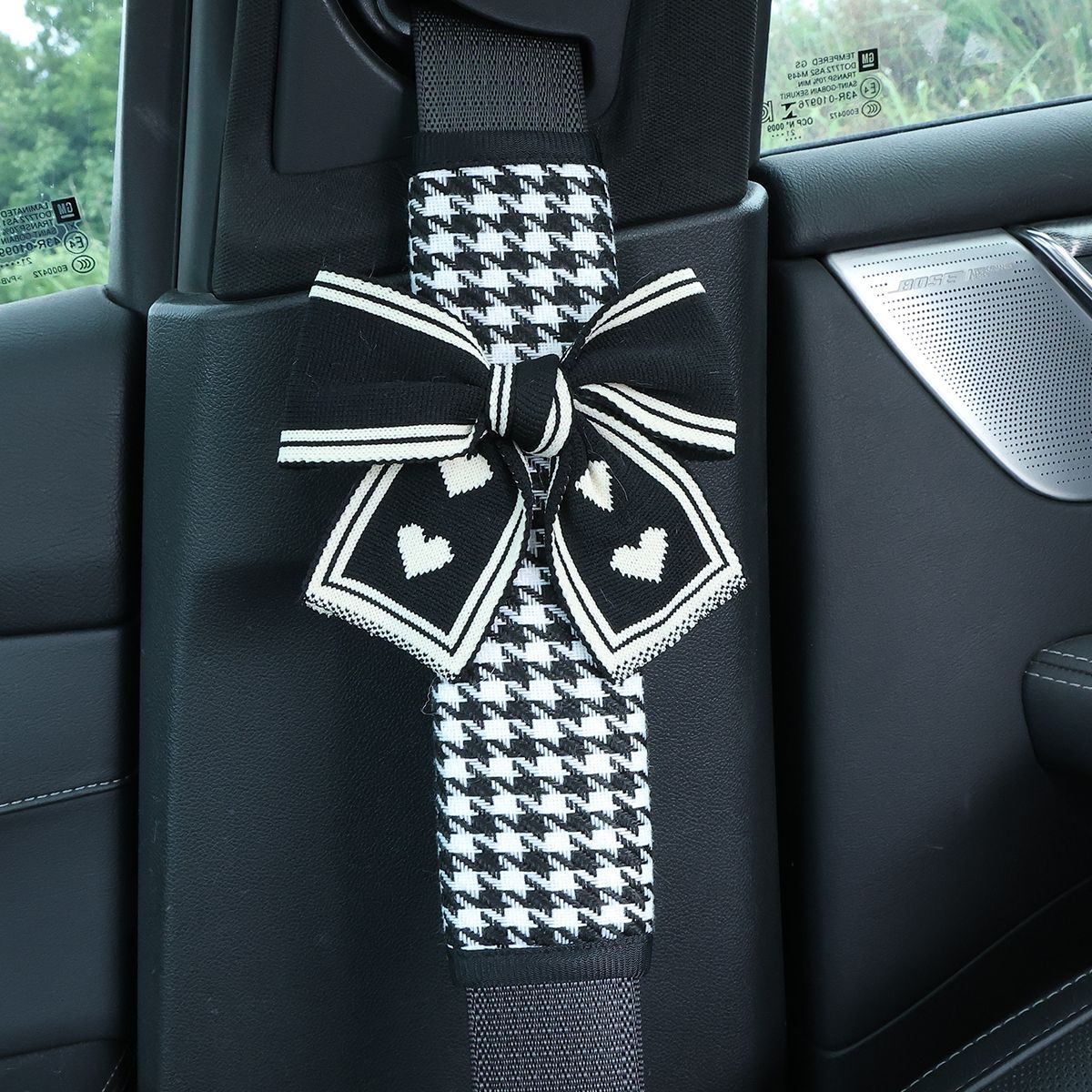 Houndstooth Black and White Bow Safety Belt Shoulder Pads