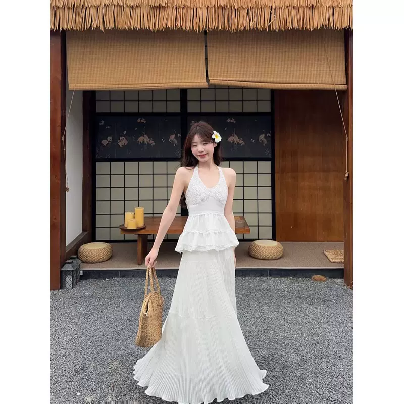 夏日海边度假风穿搭套装裙独特绝美白色挂脖上衣a字半身裙两件套
