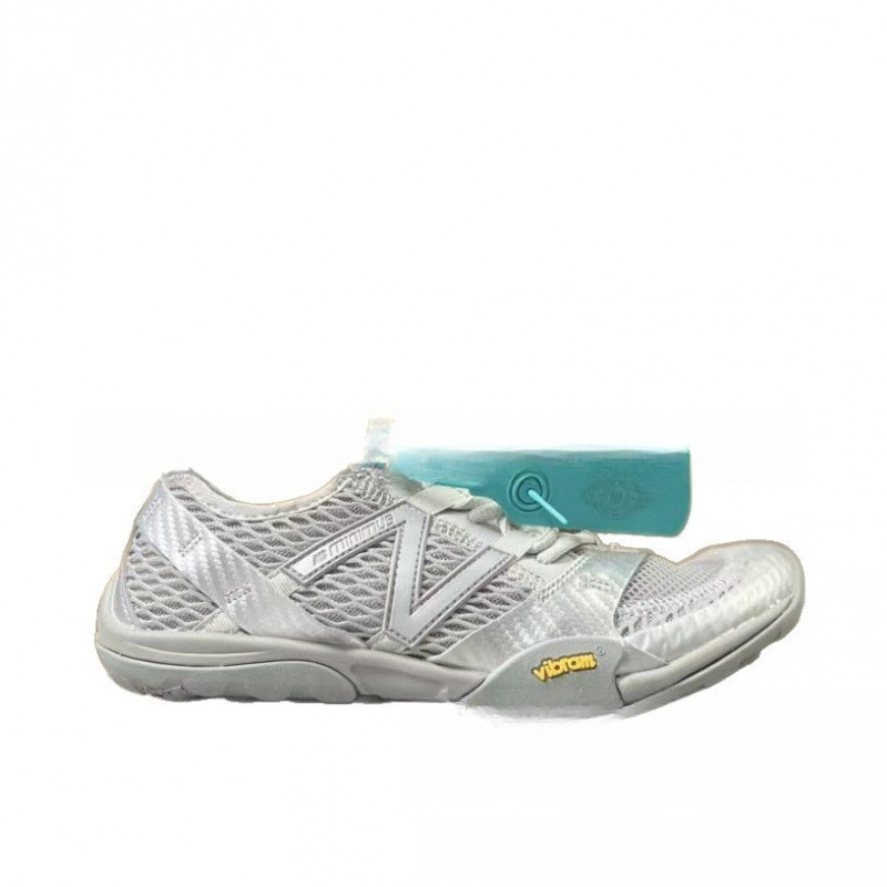 Original Nb Mt10O Retro Running Shoes New Balance Issey Miyake Breathable Trail Running Shoes Comfortable Fashionable Trendy Shoes