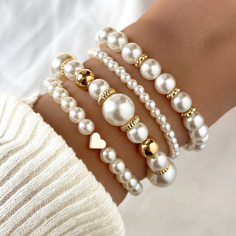Cross-border New Creative CCB Round Bead Imitation Pearl Love Beaded Bracelet 4-piece Set Fashion All-match Trendy Jewelry Cross-border New Creative CCB Round Bead Imitation Pearl Love Beaded Bracelet 4-piece Set Fashion All-match Trendy Jewelry