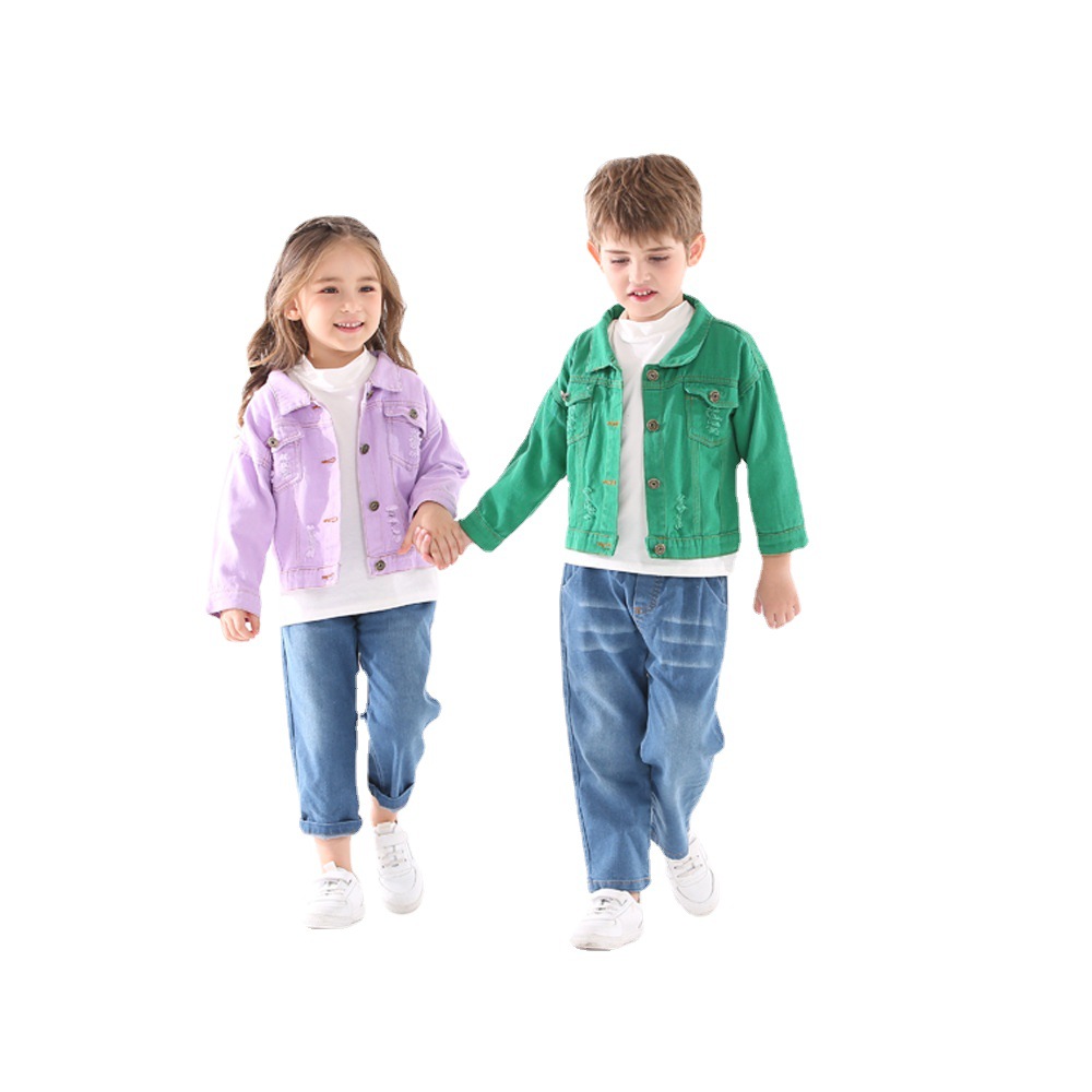 2025 Chaqueta de mezclilla de hermano y hermana de color caramelo de moda Chaqueta casual ultracorta de manga larga de un solo pecho de otoño Jacket