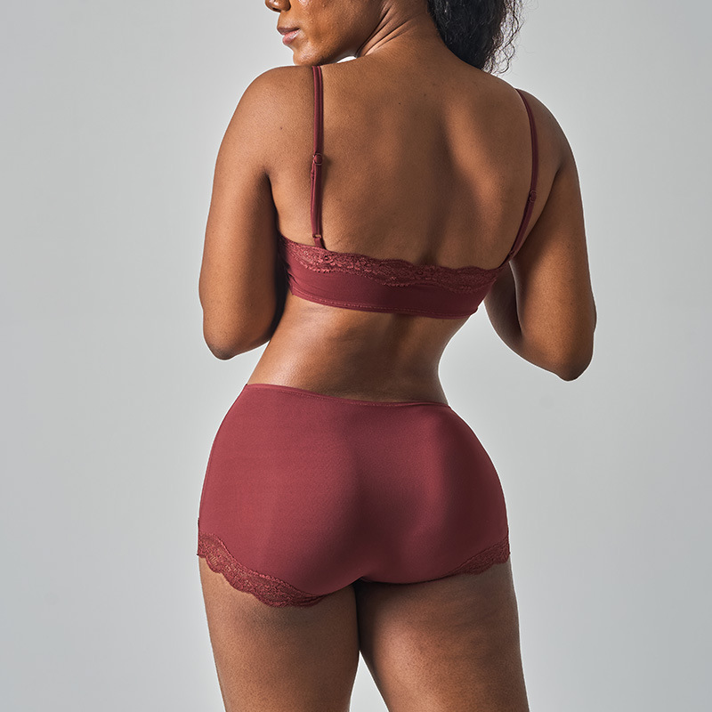Ultra-Thin No-Pad Lace Bralette Set – Minimizer Bra & Panty For Full Bust (Wire-Free, Breathable, Seamless) – Black/Red/Nude/Pink (S-XL)_voghion.com