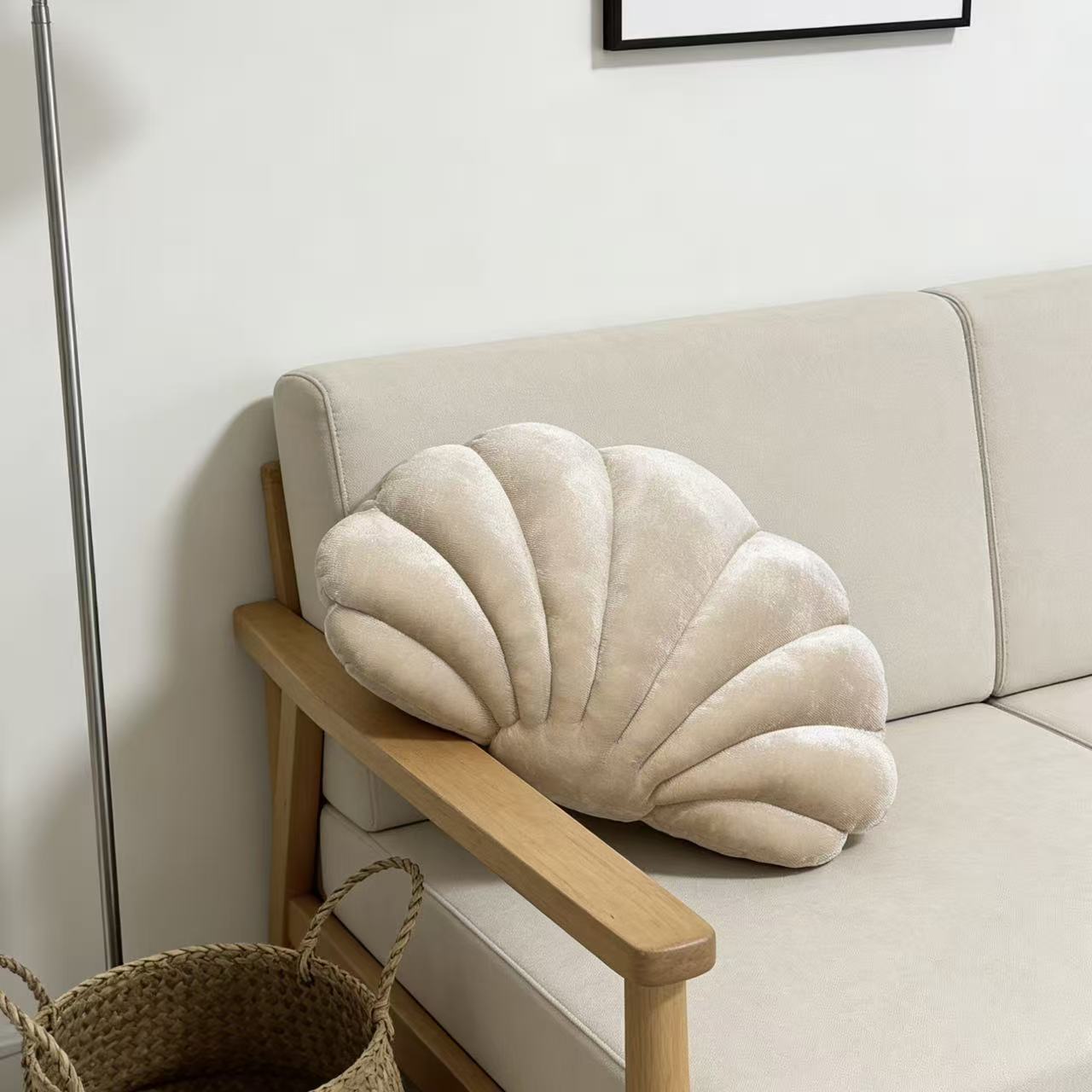 Zhang Yixing's Same Style Plush Shell-Shaped Pillow for Home Aquarium Decoration, Sofa Office Marine Animal Pillow