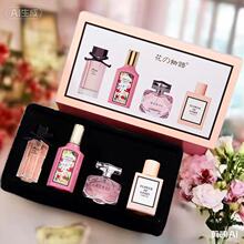 �羳Ůʿ��ˮ�Y�����b�־����㻨֮���Z�ļ�����ʿ������ˮ�����l