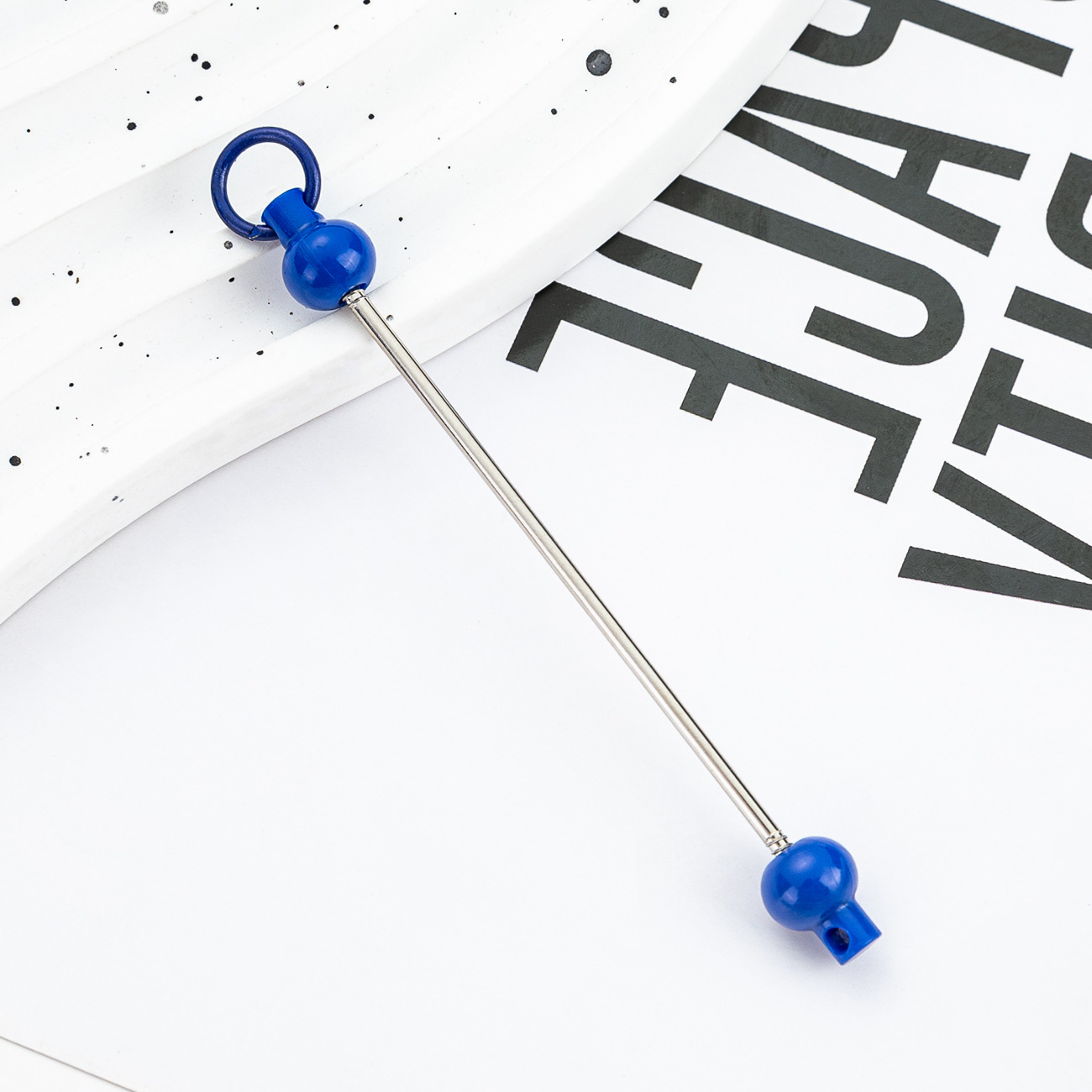 Nuevo polo DIY cuentas creativo llavero cuentas accesorios colgante polo de plástico cuentas polo